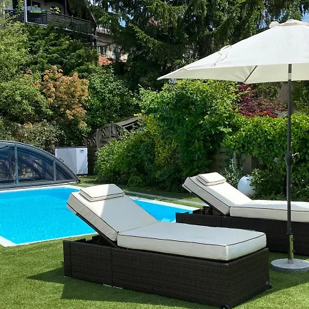 Haeuschen Im Garten In Der Muelheimer Altstadt Mülheim an der Ruhr